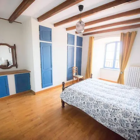 Holiday home Maison Chez Jeannot *