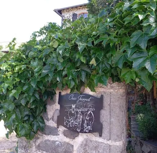 Holiday home Maison Chez Jeannot Saint-Geneys-pres-Saint-Paulien