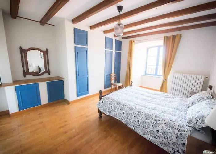 Holiday home Maison Chez Jeannot *