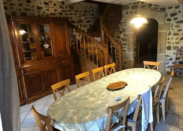 Maison Chez Jeannot Holiday home Saint-Geneys-pres-Saint-Paulien